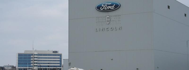 Biltillverkaren Fords montagelinje i Oakville i Ontario, Kanada. Foto: Whpq/Wikimedia Commons