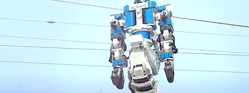 Den "Wall-E"-liknande roboten i aktion på West JR provspår. Robotarnas införande i järnvägssektorn kan komma att revolutionera underhållsarbetet genom att erbjuda en lösning på arbetskraftsbristen och samtidigt öka effektiviteten och säkerheten i arbetet med tung järnvägsutrustning. Foto: Kredit: West Japan Railways