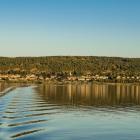 Gränna vid Vätterns strand. Foto: Jesse De Backer/Unsplash
