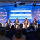 En paneldiskussion om regional och global vätgashandel vid konferensen Investing in Hydrogen 2025 i London. Foto: Leaders Associates