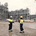 Under byggets toppskede engageras uppemot 2 500 arbetare på plats, och när anläggningen är i drift väntas den skapa cirka 450 fasta arbetstillfällen utöver tusentals arbetstillfällen under byggperioden.  Foto: Ineos projekt ONE