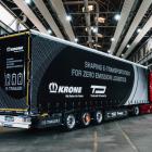 Krone har sitt huvudkontor i Tyskland och säljer bland annat curtainsider-släp, kyltrailers och växelflak. Polen har under de senaste två decennierna blivit en av Europas viktigaste marknader för transport- och logistiksektorn, vilket gör landet strategiskt viktigt för många fordons- och trailerproducenter. Foto: Krone