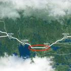 Sträckan mellan Örebro och Kristinehamn på den planerade nya järnvägen benämns Nobelbanan och är markerad i rött. Väster om Arvika mot Oslo finns två alternativa förslag till sträckning. Bild: Oslo-Sthlm 2.55