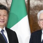 Europeiska unionen har lanserat lagstiftningen Critical Raw Materials Act, vars syfte är att minska beroendet av Kina och säkra försörjningen av strategiskt viktiga råvaror. Förmodligen ett samtalstema när Italiens president Sergio Mattarella och Kinas statschef Xi Jinping möttes i den kinesiska huvudstaden. Foto: Wikipedia Commons LIc. Kredit: Quirinale.it