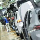 Volkswagens fabrik i Wolfsburg förbereder övergången till hundra procent elbilsproduktion.






Volkswagens fabrik i tyska Wolfsburg. Foto: Volkswagen