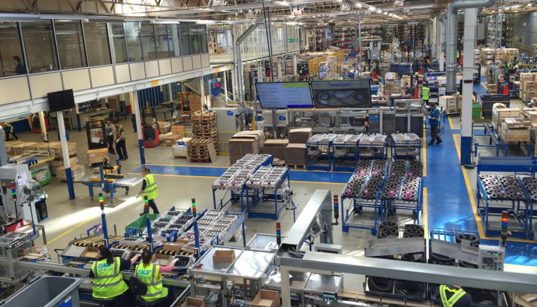 En fabrik som implementerat en AI-lösning är SKF:s fabrik i Saint-Cyr-sur-Loire i Frankrike. Där känner man nu till vilken ”impact” varje komponent har på energiförbrukningen. Foto: SKF