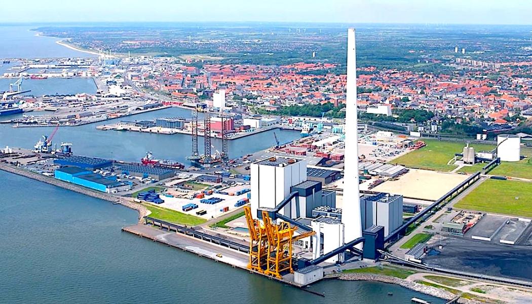 Stängningen av Esbjerg Power Station markerar ett viktigt steg för Ørsted i deras strävan att helt omvandla sitt energisystem till förnybara energikällor och därmed ta en ledande roll i kampen mot klimatförändringarna. Foto: Ørsted