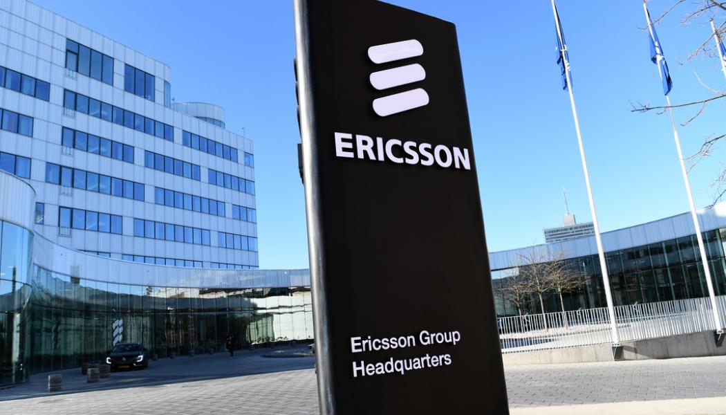 Fredrik Sandberg/TT: Telekomjätten Ericsson ska betala cirka tio miljarder kronor i mutböter till amerikanska myndigheter. Arkivbild.