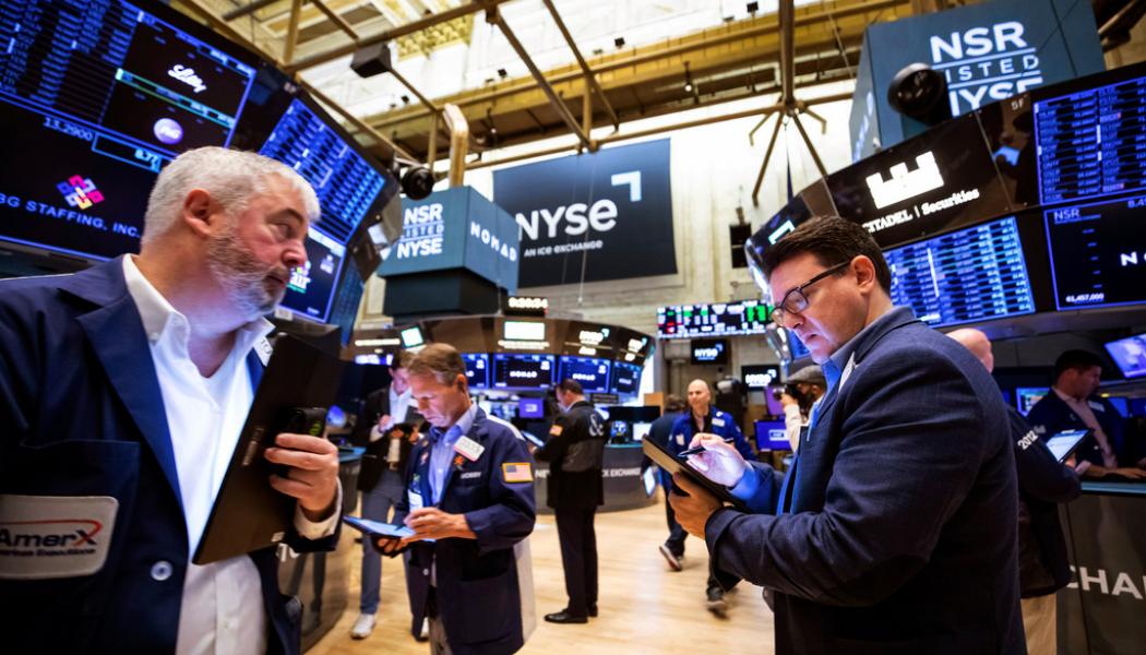 David L Nemec/AP-TT: Surt på de amerikanska börserna efter inflationsrapport. Arkivbild.