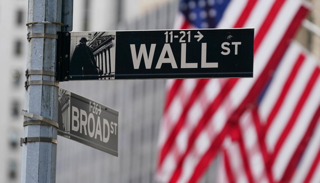 Seth Wenig/AP/TT: På Wall Street speglas marknadernas oro för recession. Arkivbild.