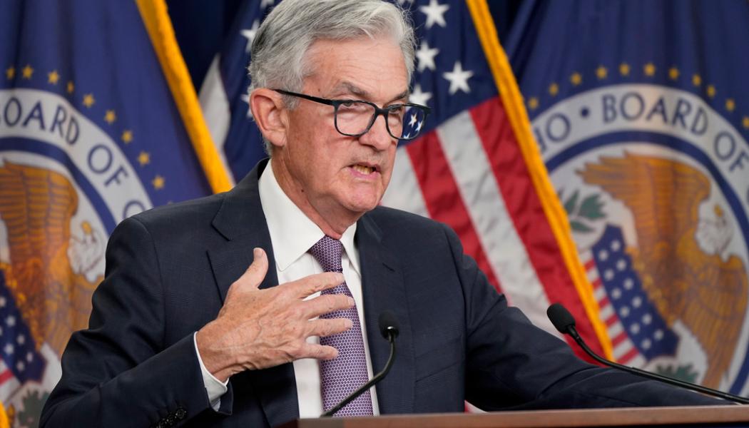 Jacquelyn Martin/AP/TT: USA:s centralbank Federal Reserve (Fed), med chefen Jerome Powell (bilden), tänker fortsätta med kraftiga räntehöjningar året ut.