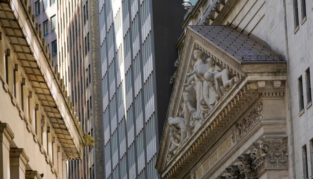 Mary Altaffer/AP/TT: Stämningen var dyster på Wall Street i New York. Arkivbild.