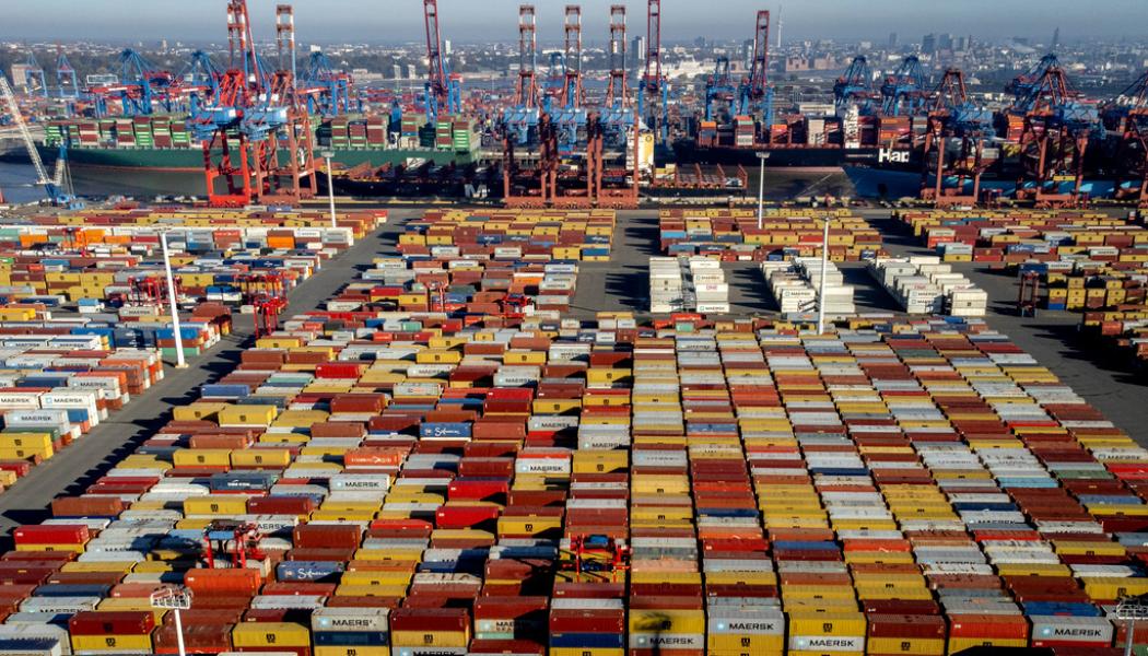 Michael Probst AP/TT: Konjunkturnedgången i Tyskland ser inte lika kraftig ut som befarat, enligt färska inköpschefsindex från S&P Global. Arkivbild