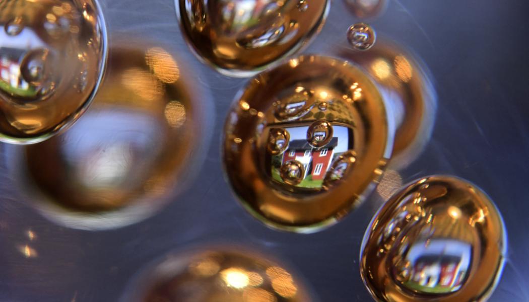 Janerik Henriksson/TT: Bostadspriserna har fallit 15 procent sedan toppen tidigt i år och de flesta i branschen ser inga tecken på någon vändning uppåt 2023. Arkivbild