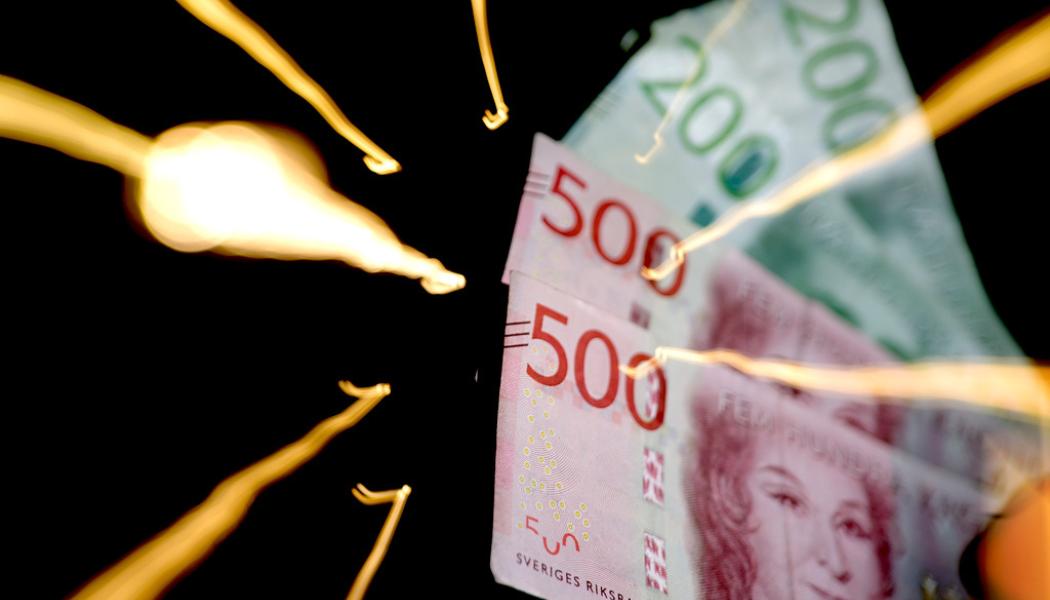 Janerik Henriksson/TT: Höga elpriser tär hårt på hushållens köpkraft, som även urholkas av räntehöjningar och en ovanligt hög inflation. Arkivbild