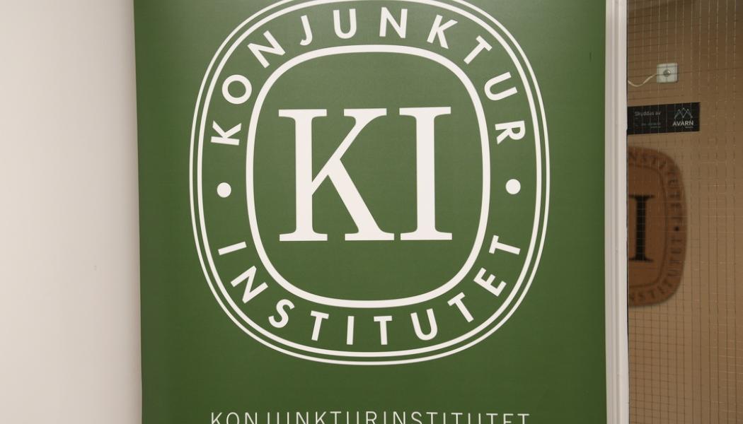 Anders Wiklund/TT Nyhetsbyrån: Konjunkturinstitutets barometerindikator backar. Arkivbild.