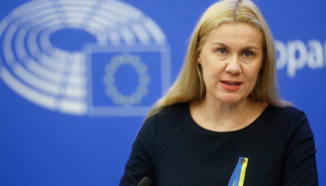 Jean-Francois Badias/AP/TT: EU:s energikommissionär Kadri Simson presenterar förslag på reform av elektricitetsmarknaden på en presskonferens i Strasbourg.
