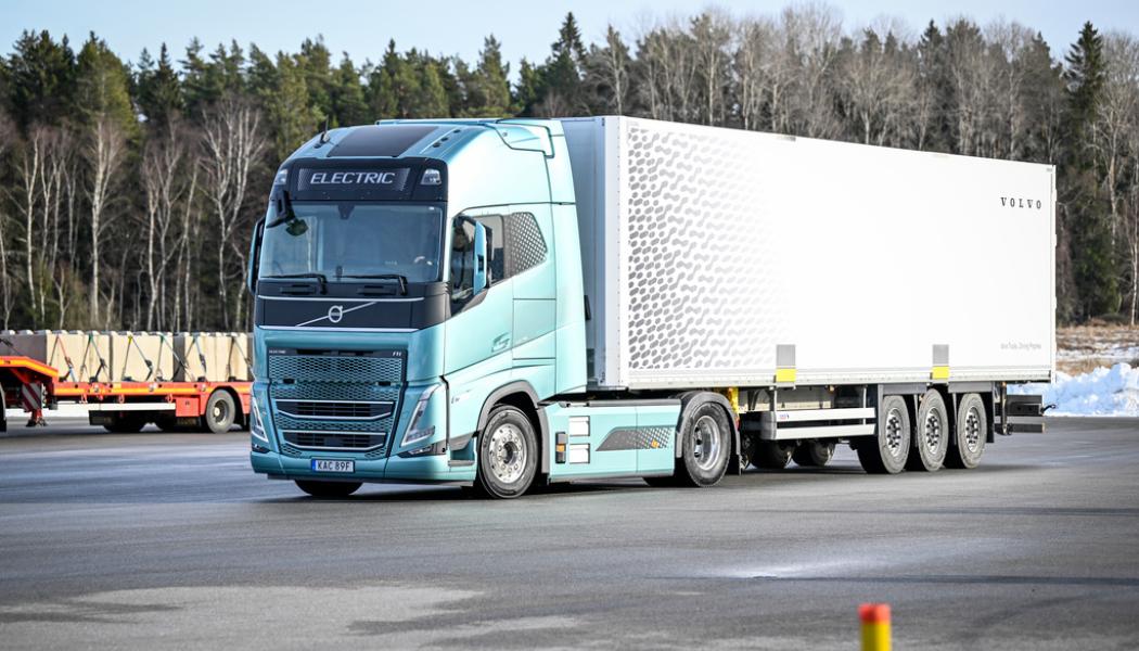 Fredrik Sandberg / TT: Elektrisk lastbil från Volvo. Arkivbild.