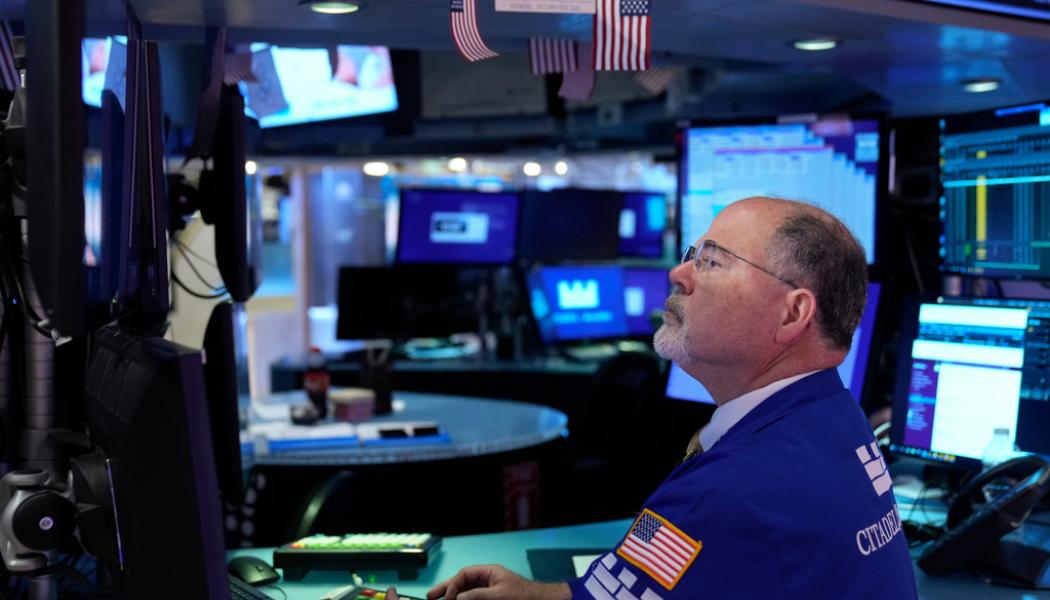 Seth Wenig/AP/TT: De ledande indexen på New York-börsen stod alla för svaga uppgångar under tisdagen.