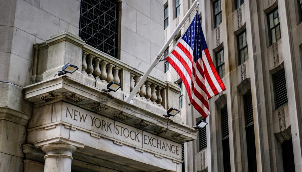 J David Ake/AP/TT: Trots inflationssiffran var stämningen god i det anrika börshuset i New York. Arkivbild.