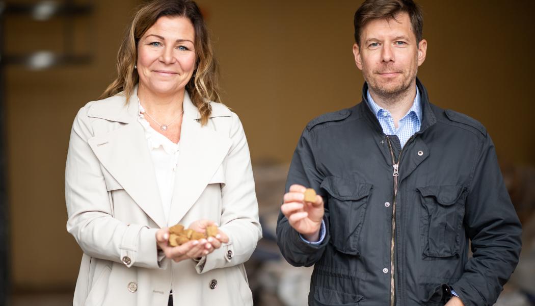 Paper Province vd Sandra Sundbäck och vice vd Paul Nemes, som nu fördjupar samarbetet med Dalarna och Gävleborg. Foto: Solsta Foto
