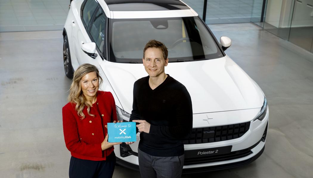 Katarina Brud välkomnar Nils Mösko och Polestar som ny partner till MobilityXlab. Foto: Lindholmen Science Park