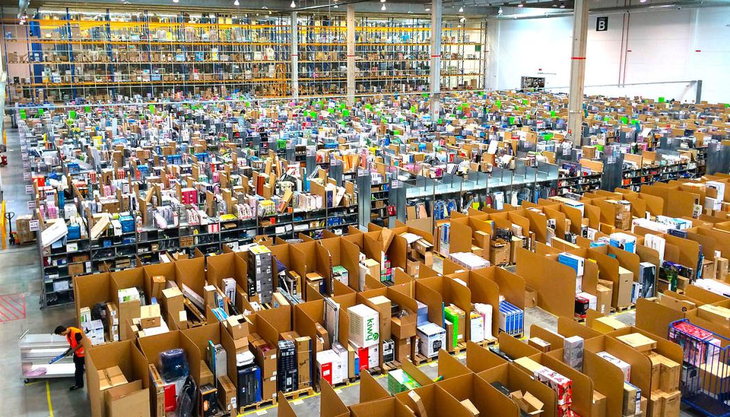 Spanska Amazons logistikcentral i San Fernando de Henares. Foto: Wikipedia Common Lic. Kredit: Álvaro Ibáñez från Madrid