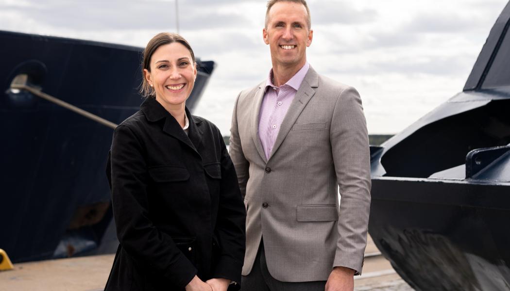 Luleå Hamns vd Anders Dahl och Jenny Marin, logistikansvarig på H2 Green Steel.