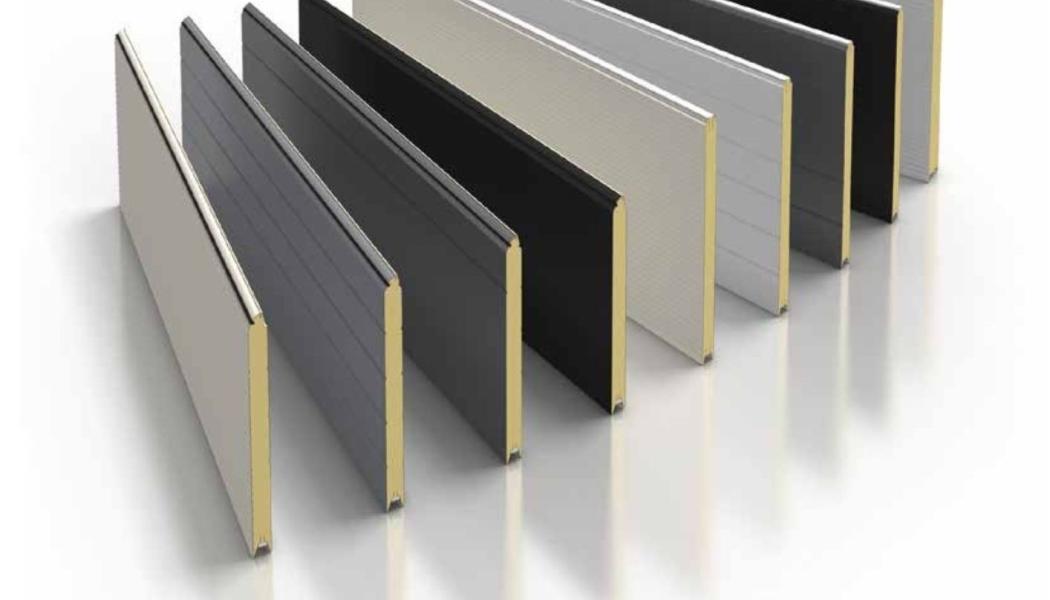 Kingspan Door Components är en belgisk tillverkare av dörrpaneler för sektionsportar för både bostäder och industriella applikationer. Foto: Fotograf