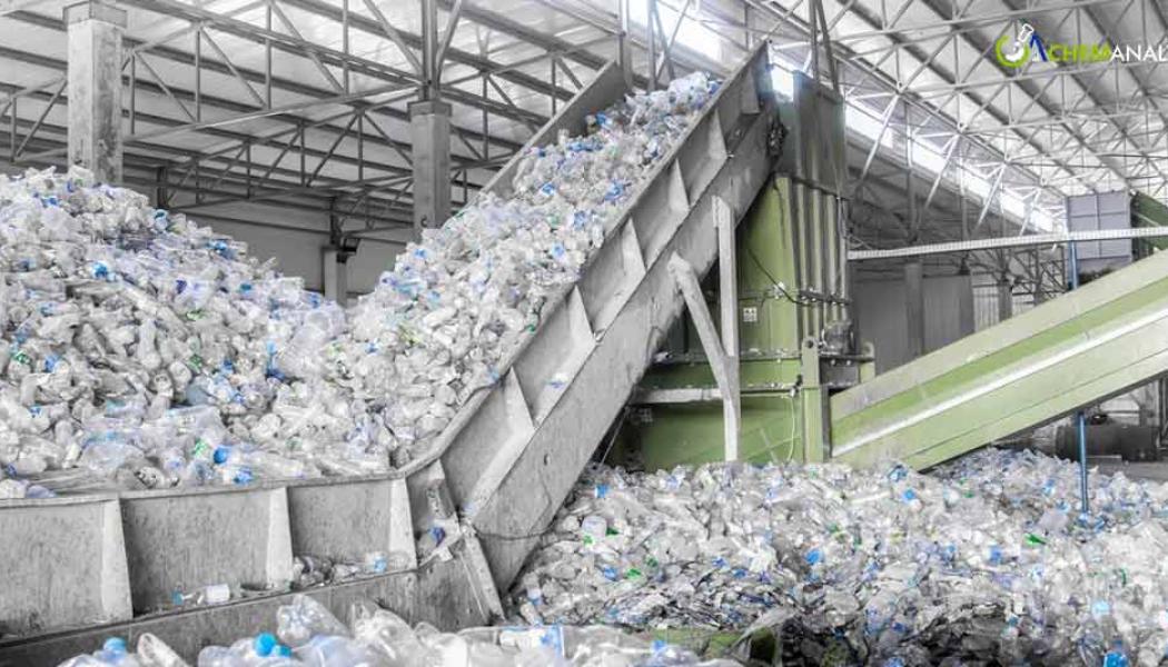 Syklo har inlett ett samarbete med det skotska bolaget Impact Recycling, som bidrar med två patenterade teknologier. En av dessa gör det möjligt att separera svarta plaster – något som länge varit ett problem i återvinningsindustrin. Tekniken klarar att särskilja material med mycket små densitetsskillnader. Foto: Syklo