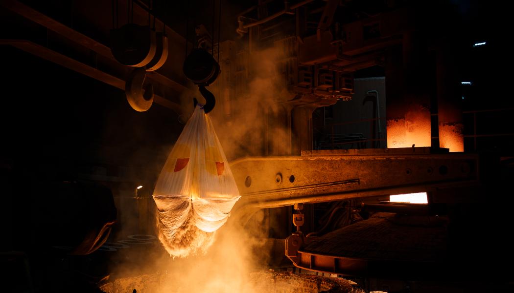  Ståltillverkning med elektriskt framställd bränd kalk vid Björneborg Steel. Foto: Preferens AB