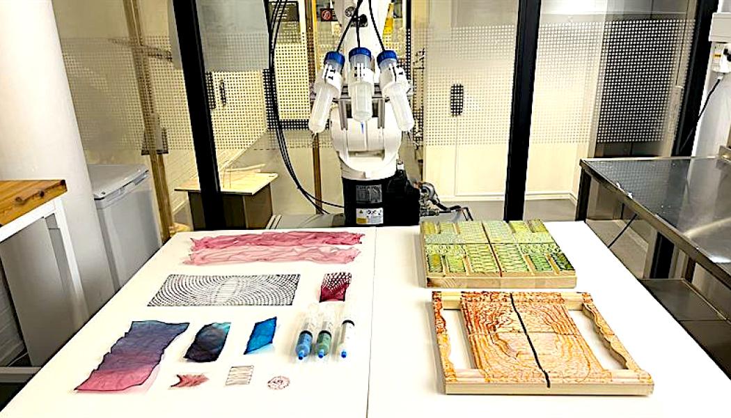 Forskarteamet använde nanocellulosafibrer och vatten, med tillsats av ett algmaterial kallat alginat. Alginatet gjorde det möjligt för forskarna att producera ett 3D-printbart material, eftersom alginatet gav materialet extra flexibilitet när det torkade. Foto: Chalmers Tekniska Högskola
