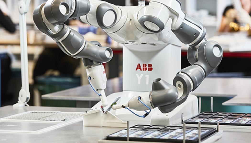 Robot med 2 armar. Foto: ABB 