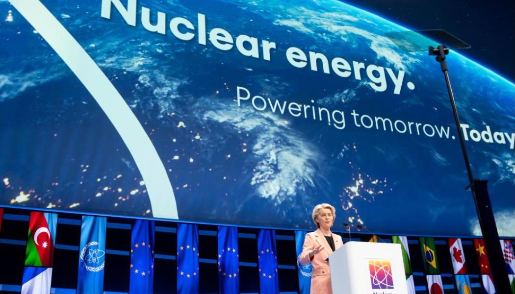 Von der Leyen meddelade i Paris att EU-kommissionen planerar att erbjuda en garanti på 200 miljoner euro för privata investeringar i nya kärnkraftsteknologier. Foto: Europeiska Kommissionen