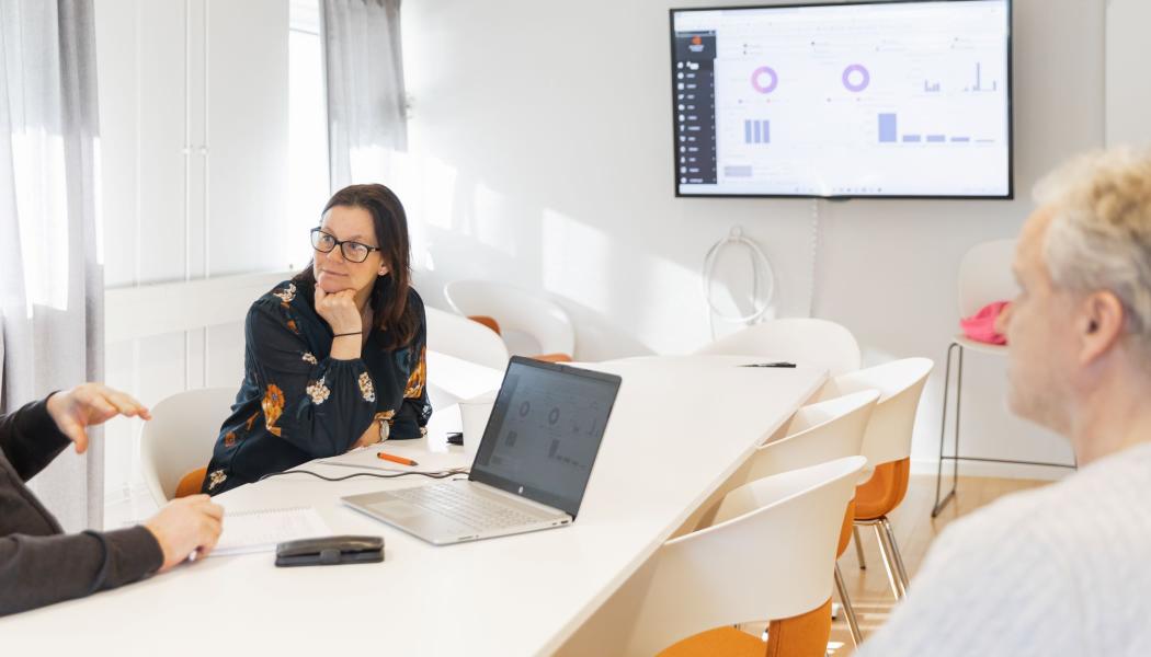 Teamet på Prosmart använder själva systemets rapporter vid interna genomgångar. 