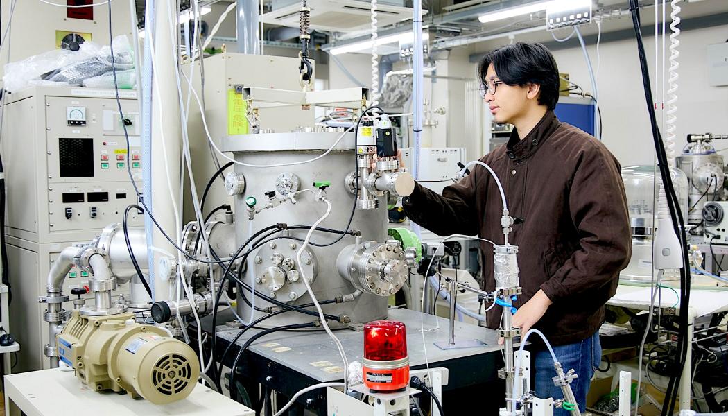 Hyogo-universitetet har länge varit en ledande institution inom vätgasforskning och har gjort flera betydande upptäckter inom området. Den senaste framgången bygger vidare på deras tidigare arbete med att utveckla säkrare och mer effektiva metoder för att hantera och transportera vätgas. Foto: University of Hyogo
