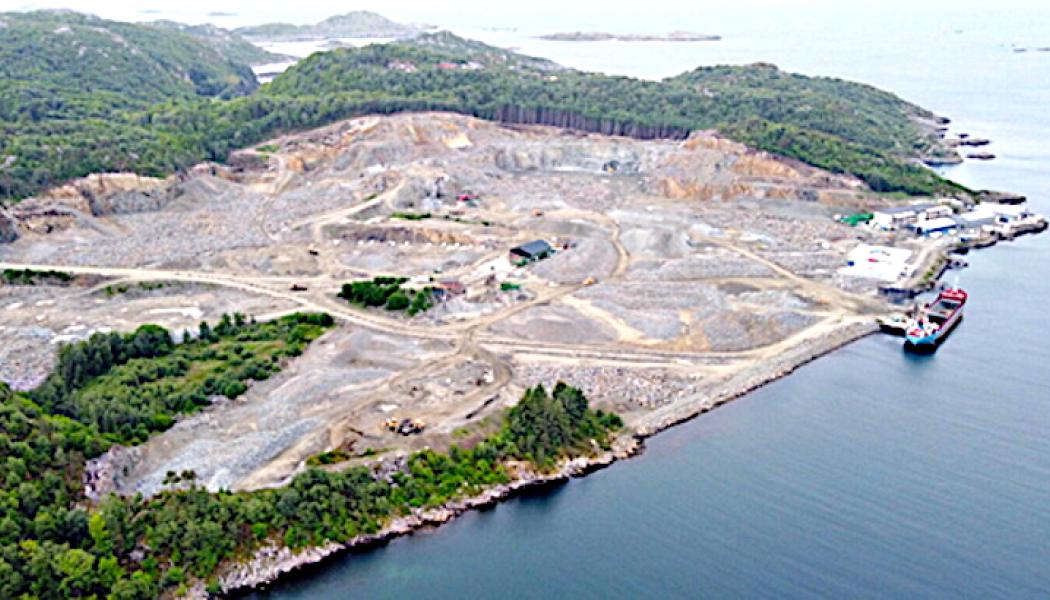 Industriområdet Hausvik i Lyngdal är ett av de områden som utreds för ett eventuellt SMR-kärnkraftverk. Foto: Lyngdals kommun.