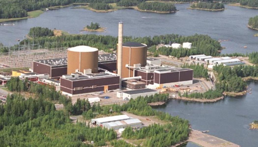 Fortum har köpt markområden av Lovisa stad i närheten av kärnkraftverket i Lovisa. Enligt bolaget är ett av alternativen för den framtida markanvändningen en ny kärnkraftsreaktor. Foto: Wikipedia, Fortum, okänd fotograf.