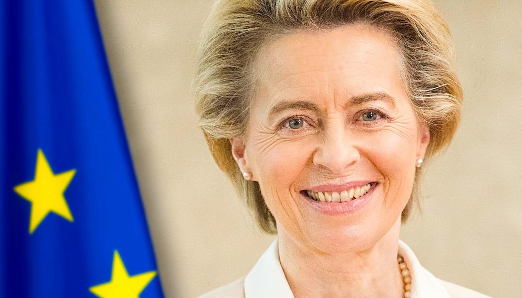– Vi kommer att utnyttja Europas stora potential för förnybar energi och föra den till våra industrier för att underlätta deras omställning. Detta kan sänka priserna för hållbara material som stål, cement och plast, men även för andra svårdekarboniserade sektorer som gödselmedel och glas, förklarade von der Leyen. Foto: Europeiska Kommissionen.