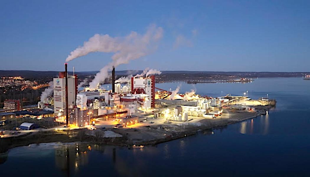 HT-CTMP-linjen på Östrands bruk (i bilden) har även integrerats i den ombyggda linjen i Ortviken. Foto: SCA