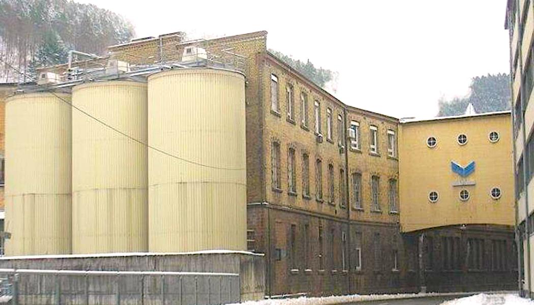 Det anrika pappersbruket Julius Glatz blir en del av en amerikansk koncern. Anläggningar och alla arbetstillfällen består. Foto: Kredit:  Sebastian und Kari/Wikipedia/CC BY-SA 2.0