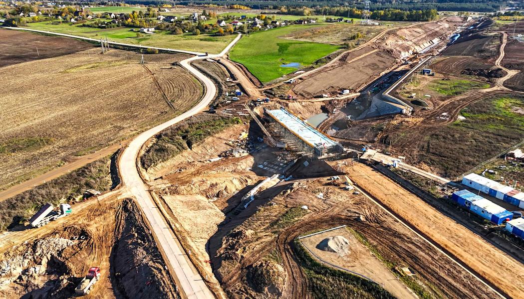 Rail Baltica är ett EU-finansierat projekt som ska koppla samman Polen, Litauen, Lettland och Estland med det europeiska järnvägsnätet. Kostnaderna har ökat kraftigt sedan projektets start. Foto: Litauiska Transportministeriet