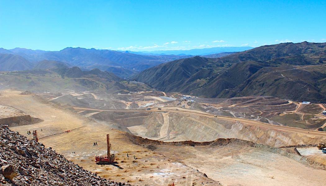 Rio Altos La Arena-gruva som ligger nära Huamachuco, La Libertad, Peru. Bilden är tagen från toppen av gruvans Calarco-grop. Foto: Wikipedia Common, kredit: Ian Bezek 