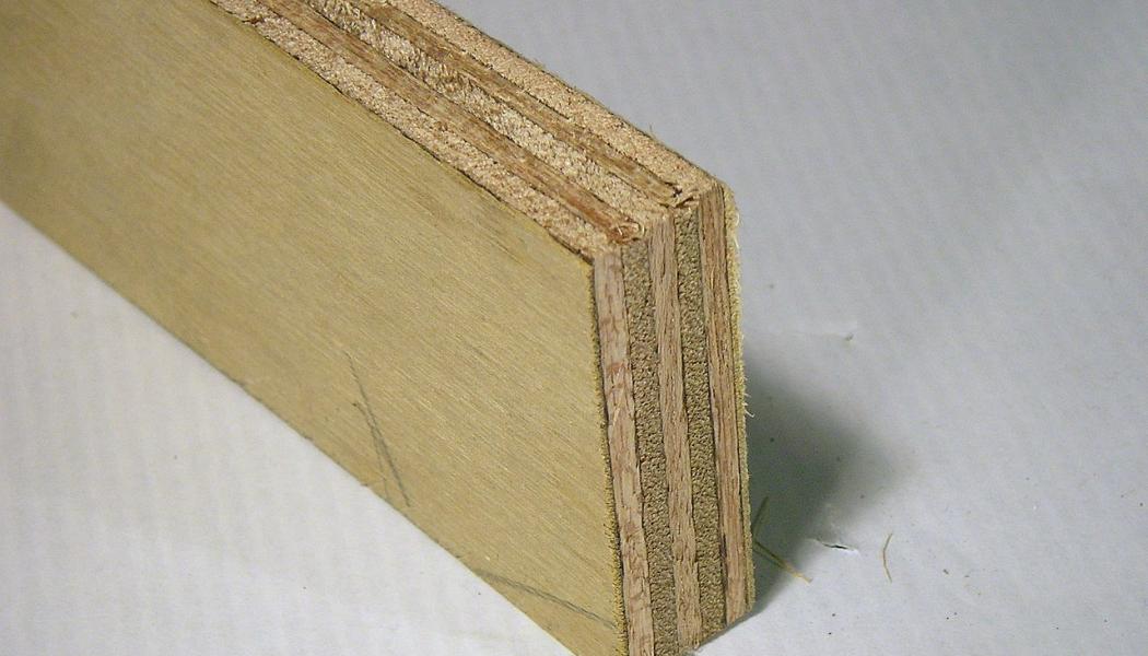Misstanken är att råmaterialet i plywoodskivorna egentligen utgörs av import från Ryssland. Foto: RotorDB/Wikimedia Commons