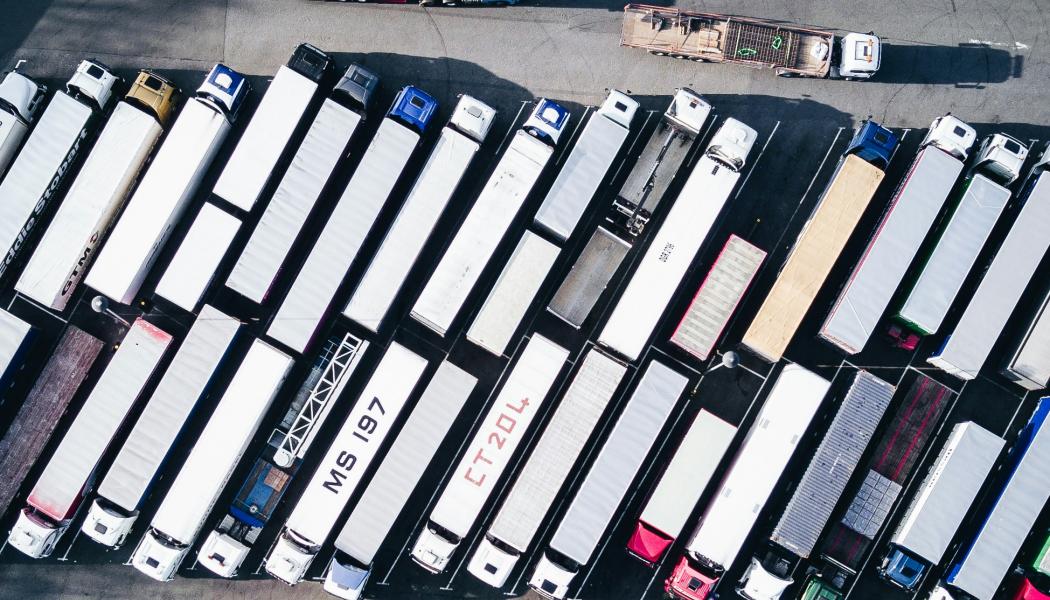 Den kinesiska regeringen har bett Scania att snabbt skala upp produktionen till full kapacitet på 50 000 fordon per år. Foto: nigel tadyanehondo/unsplash