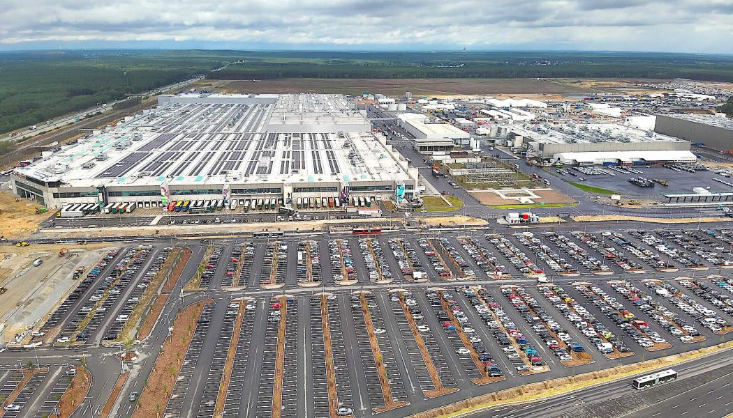 Utsikt över området för Tesla Gigafactory Berlin-Brandenburg. Foto: Wikipedia Common, kredit: Michael Wolf, Penig
