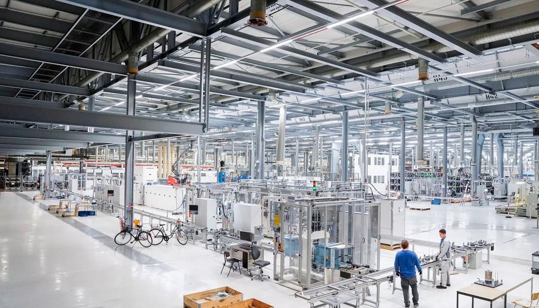 Dåliga utsikter även för staden Salzgitter, som är tillsammans med Wolfsburg och Braunschweig en del av Volkswagens så kallade Battery Valley. Anläggningen skulle i framtiden bli koncernens centrum för batteriproduktion. Expansionsmöjligheterna för fabriken har dock försämrats under senaste åren. Foto: Volkswagen Saltzgitter
