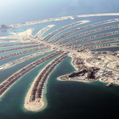 Kamran Jebreili/AP/TT: Huset, värt 850 miljoner kronor, ligger på den norra delen av den konstgjorda ön Palm Jumeirah. Arkivbild.
