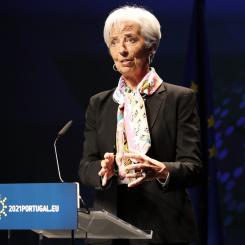 Armando Franca AP/TT: ECB-chefen Christine Lagarde väntas bidra till tuffare tider för eurozonens företag och hushåll med räntehöjningar för att bromsa inflationen. Arkivbild