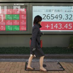 Hiro Komae/AP/TT: Tokyobörsen stängde uppåt efter Kinas besked om ytterligare covid-lättnader.